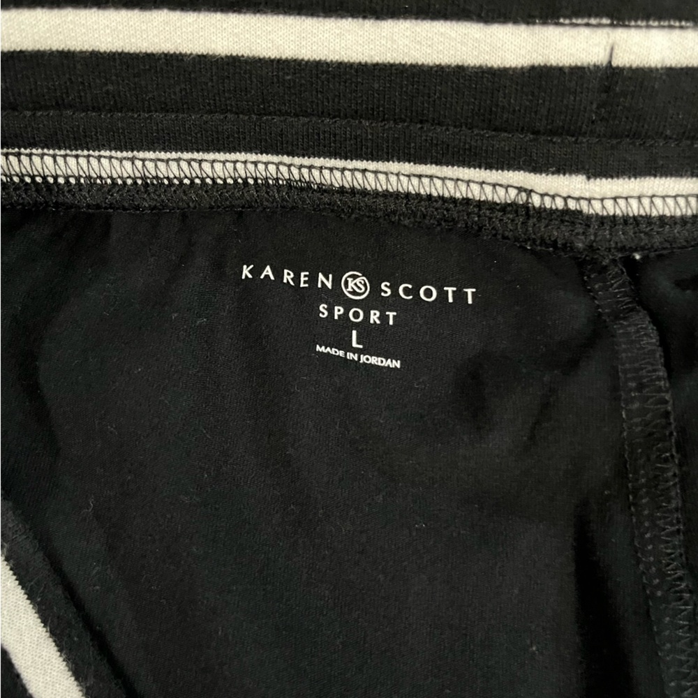 NWOT Karen Scott Black & White Striped Cotton Pull-On Women's Skort Skirt Shorts - Picture 3 of 13